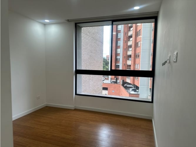 Apartamento de 3 alcobas en venta en El Poblado, Medellín, 200 m² · foto 9 de 24