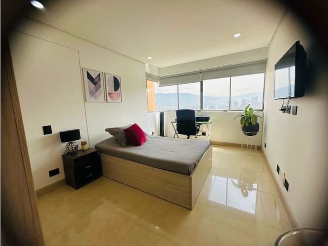 Apartamento de 4 alcobas en arriendo en El Poblado, Medellín, 180 m² · foto 9 de 19