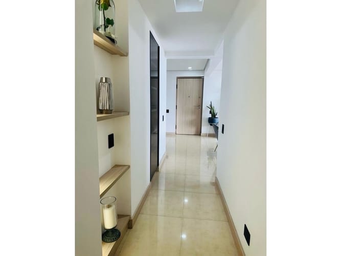 Apartamento de 4 alcobas en arriendo en El Poblado, Medellín, 180 m² · foto 13 de 19