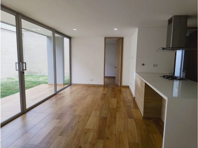 Casa de 3 alcobas en arriendo en El Porvenir, Rionegro, 180 m² · foto 4 de 12