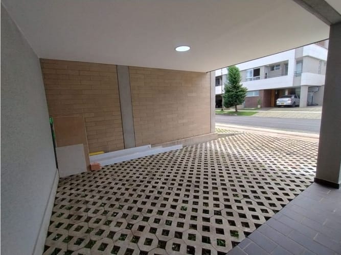 Casa de 3 alcobas en arriendo en El Porvenir, Rionegro, 180 m² · foto 11 de 12