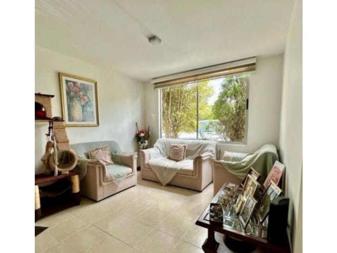Casa de 3 alcobas en venta en Cañaverales, Itagüí, 139 m² · foto 16 de 21