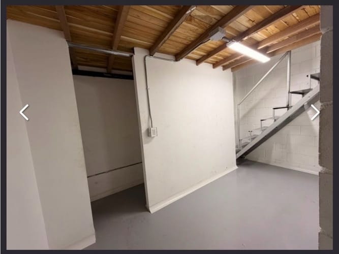 Bodega en arriendo en Bombona No.1, Medellín, 215 m² · foto 2 de 10