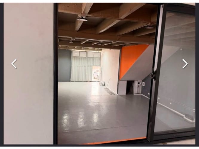 Bodega en arriendo en Bombona No.1, Medellín, 215 m² · foto 6 de 10