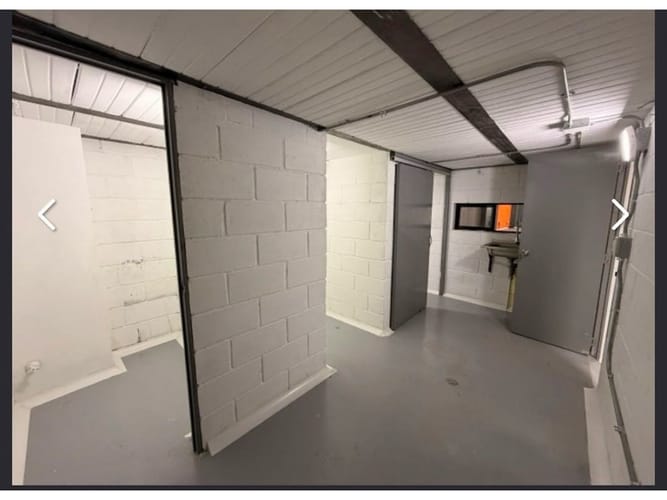 Bodega en arriendo en Bombona No.1, Medellín, 215 m² · foto 7 de 10