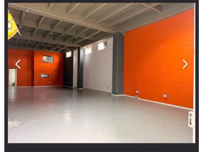 Bodega en arriendo en Bombona No.1, Medellín, 215 m² · foto 8 de 10
