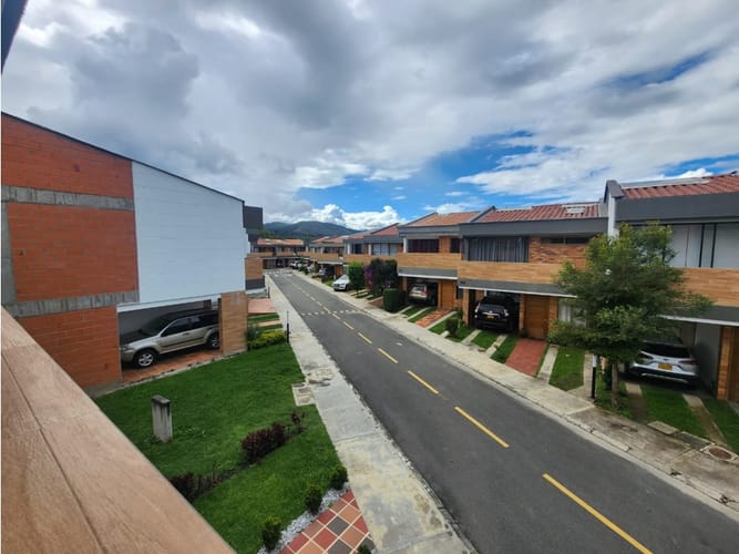 Casa de 3 alcobas en venta en La Ceja, 140 m² · foto 21 de 21
