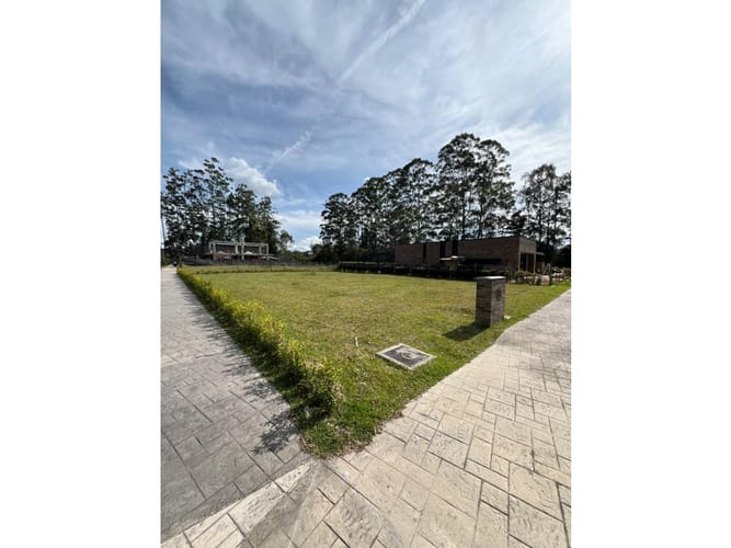 Lote en venta en Barro Blanco, Rionegro, 646 m² · foto 4 de 4