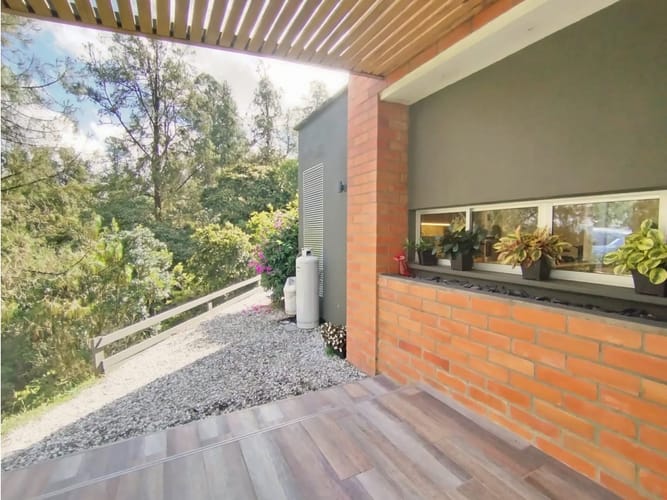Casa de 4 alcobas en arriendo en El Retiro, 275 m² · foto 3 de 24