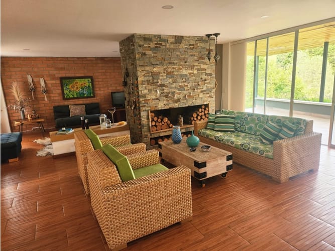 Casa de 4 alcobas en arriendo en El Retiro, 275 m² · foto 4 de 24