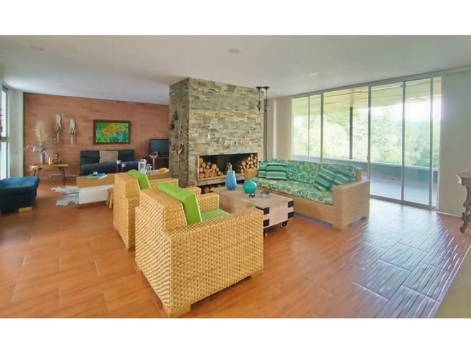 Casa de 4 alcobas en arriendo en El Retiro, 275 m² · foto 6 de 24