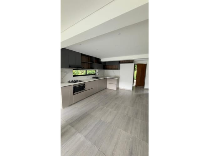 Casa de 4 alcobas en arriendo en El Retiro, 250 m² · foto 8 de 24