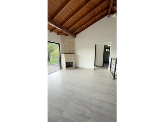 Casa de 4 alcobas en arriendo en El Retiro, 250 m² · foto 12 de 24