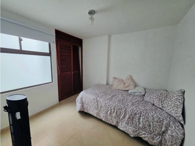 Apartamento de 3 alcobas en venta en El Velodromo, Envigado, 84 m² · foto 5 de 12