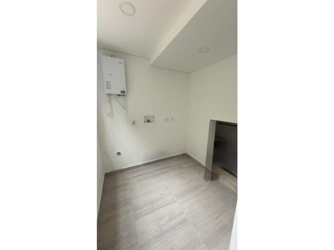 Casa de 4 alcobas en arriendo en El Retiro, 250 m² · foto 23 de 24