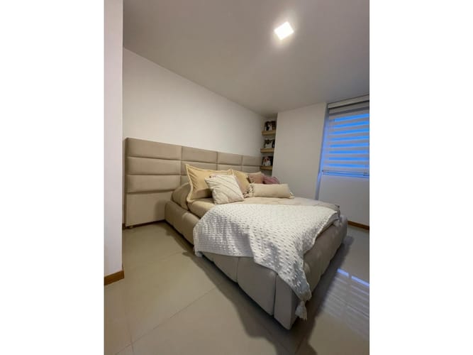 Apartamento de 2 alcobas en venta en Ub. Altos De Pereira, Rionegro, 78 m² · foto 11 de 17