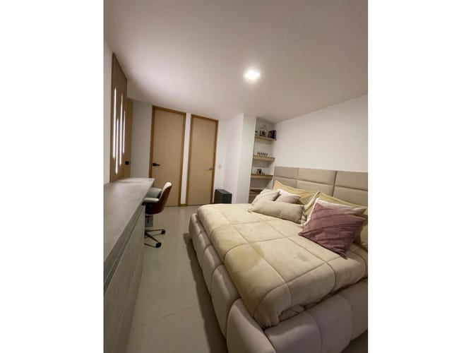 Apartamento de 2 alcobas en venta en Ub. Altos De Pereira, Rionegro, 78 m² · foto 12 de 17