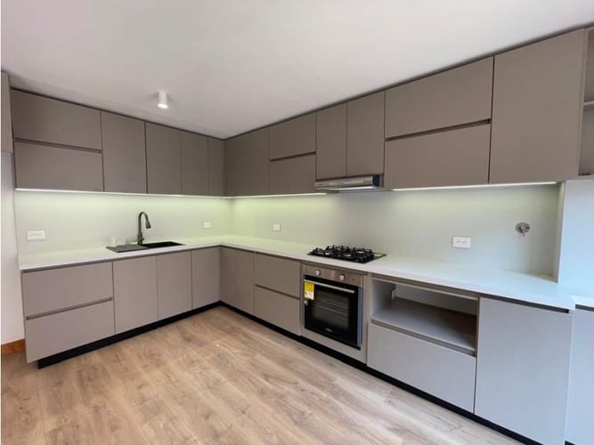 Apartamento de 3 alcobas en venta en Laureles, Floridablanca, 155 m² · foto 7 de 24