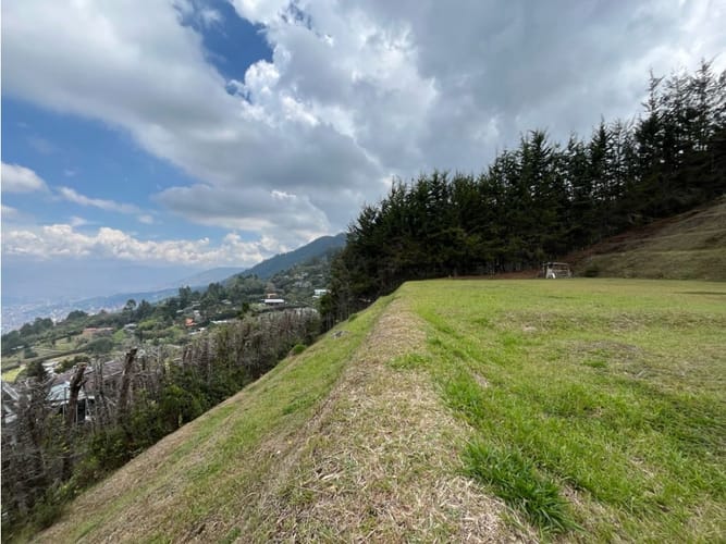 Lote en venta en Vía Las Palmas, Envigado, 4220 m² · foto 8 de 10