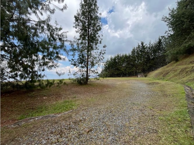 Lote en venta en Vía Las Palmas, Envigado, 4220 m² · foto 9 de 10