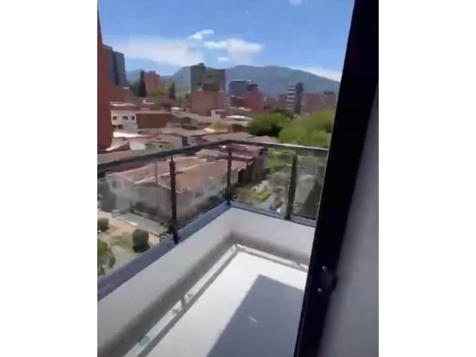 Apartamento de 3 alcobas en venta en La Castellana, Medellín, 240 m² · foto 10 de 20
