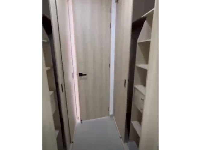 Apartamento de 3 alcobas en venta en La Castellana, Medellín, 240 m² · foto 16 de 20