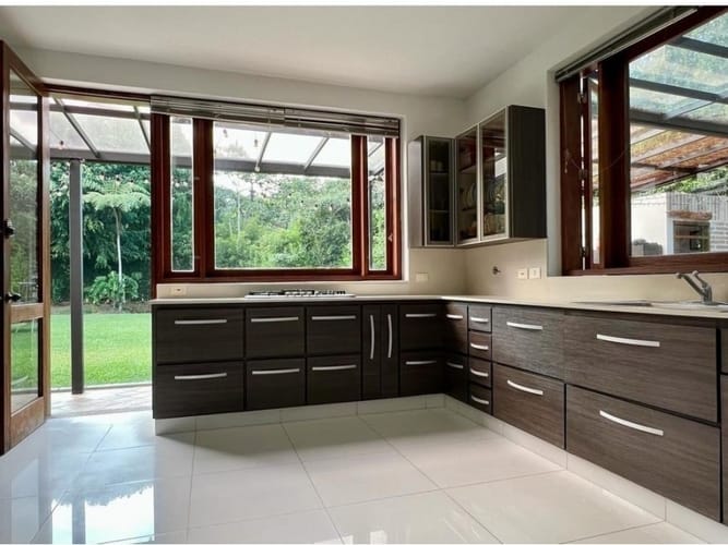 Casa de 4 alcobas en venta en Santa Elena, El Retiro, 622 m² · foto 6 de 16