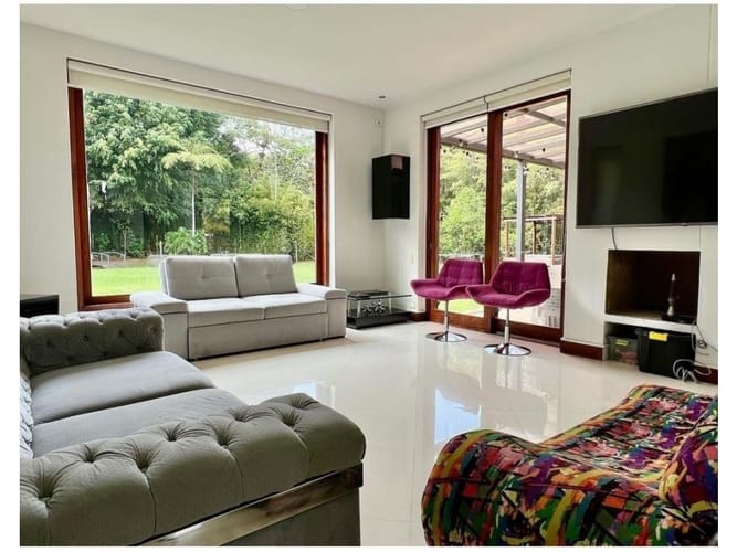 Casa de 4 alcobas en venta en Santa Elena, El Retiro, 622 m² · foto 8 de 16