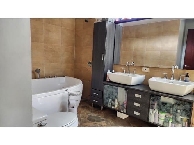 Casa de 4 alcobas en venta en Santa Elena, El Retiro, 622 m² · foto 14 de 16