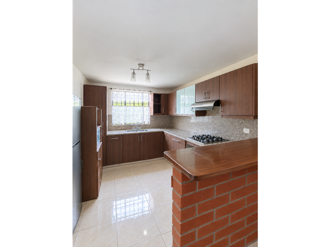 Casa de 2 alcobas en venta en San Antonio De Pereira, Rionegro, 150 m² · foto 6 de 13
