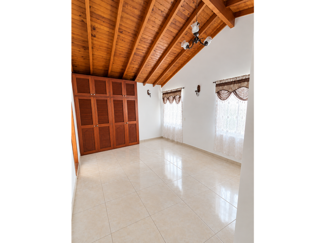 Casa de 2 alcobas en venta en San Antonio De Pereira, Rionegro, 150 m² · foto 10 de 13