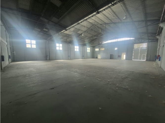 Bodega en arriendo en Barro Blanco, Rionegro, 1167 m² · foto 5 de 24