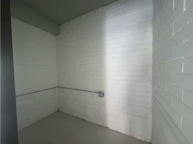 Bodega en arriendo en Barro Blanco, Rionegro, 1167 m² · foto 12 de 24