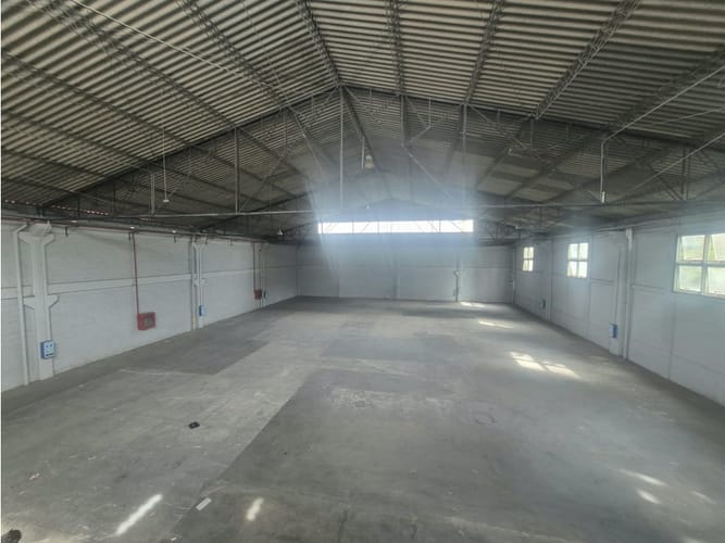Bodega en arriendo en Barro Blanco, Rionegro, 1167 m² · foto 23 de 24