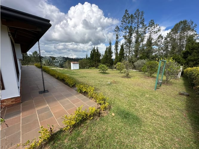 Casa de 3 alcobas en venta en Piedras Blancas-Matasano, Guarne, 160 m² · foto 12 de 24