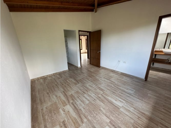 Casa de 3 alcobas en venta en Piedras Blancas-Matasano, Guarne, 160 m² · foto 23 de 24