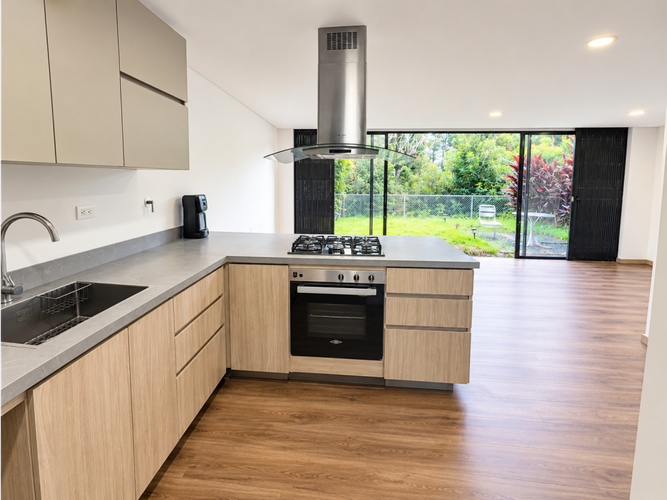 Casa de 3 alcobas en arriendo en Santa Elena, El Retiro, 140 m² · foto 8 de 24