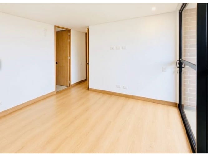 Apartamento de 2 alcobas en venta en Altos Del Poblado, Medellín, 110 m² · foto 9 de 21