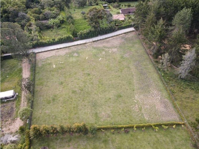 Lote en venta en Llano Grande, Rionegro, 4600 m² · foto 4 de 12