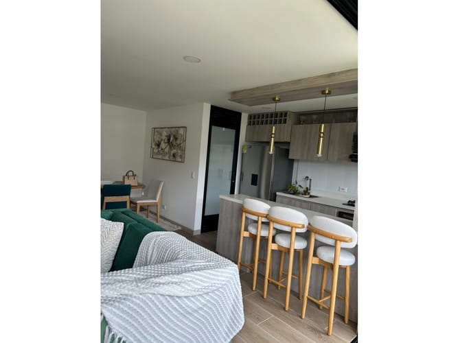 Apartamento de 2 alcobas en venta en El Retiro, 88 m² · foto 2 de 14