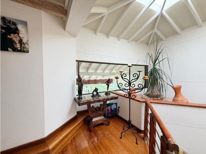 Casa de 6 alcobas en arriendo en Santa Elena, El Retiro, 700 m² · foto 9 de 18