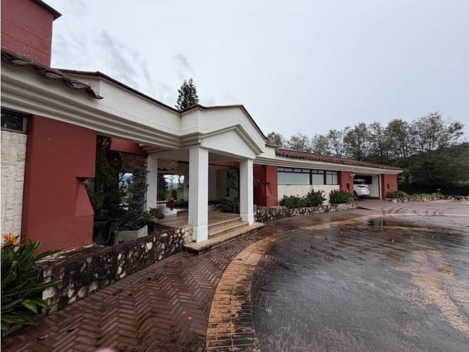 Casa de 6 alcobas en arriendo en Santa Elena, El Retiro, 700 m² · foto 10 de 18