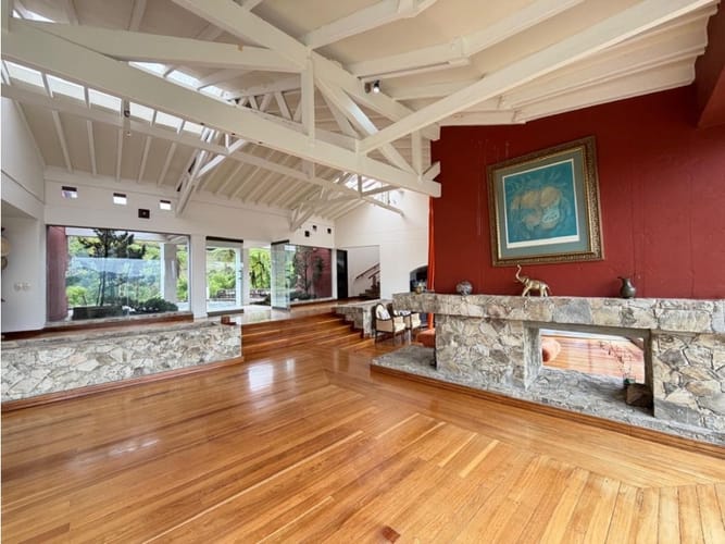 Casa de 6 alcobas en arriendo en Santa Elena, El Retiro, 700 m² · foto 12 de 18