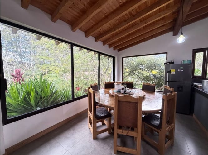 Casa de 3 alcobas en arriendo en El Cerro, Rionegro, 370 m² · foto 5 de 18