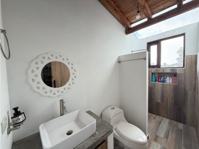 Casa de 3 alcobas en arriendo en El Cerro, Rionegro, 370 m² · foto 13 de 18