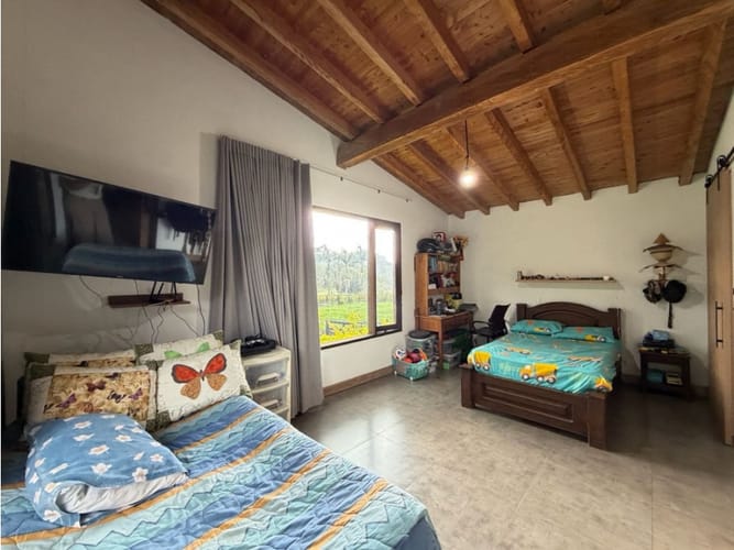Casa de 3 alcobas en arriendo en El Cerro, Rionegro, 370 m² · foto 14 de 18