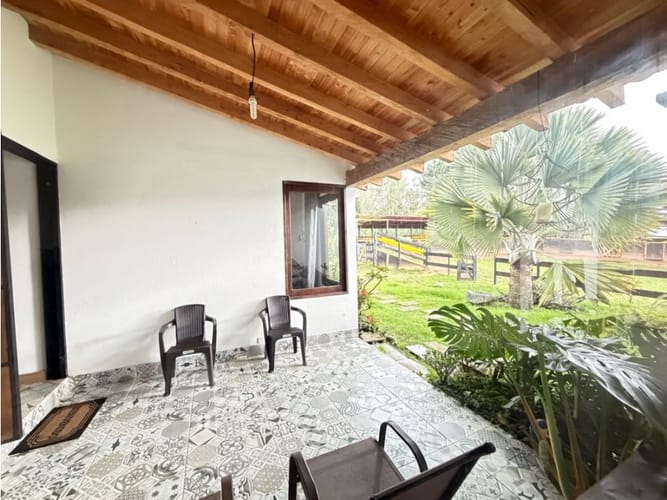 Casa de 3 alcobas en arriendo en El Cerro, Rionegro, 370 m² · foto 15 de 18