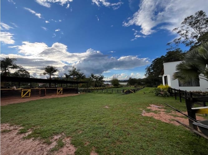 Casa de 3 alcobas en arriendo en El Cerro, Rionegro, 370 m² · foto 18 de 18