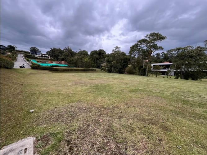Lote en venta en Puente Pelaez, El Retiro, 1700 m² · foto 3 de 4