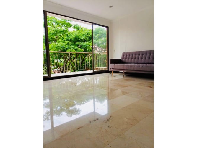 Oficina en arriendo en San Lucas, Medellín, 132 m² · foto 3 de 9